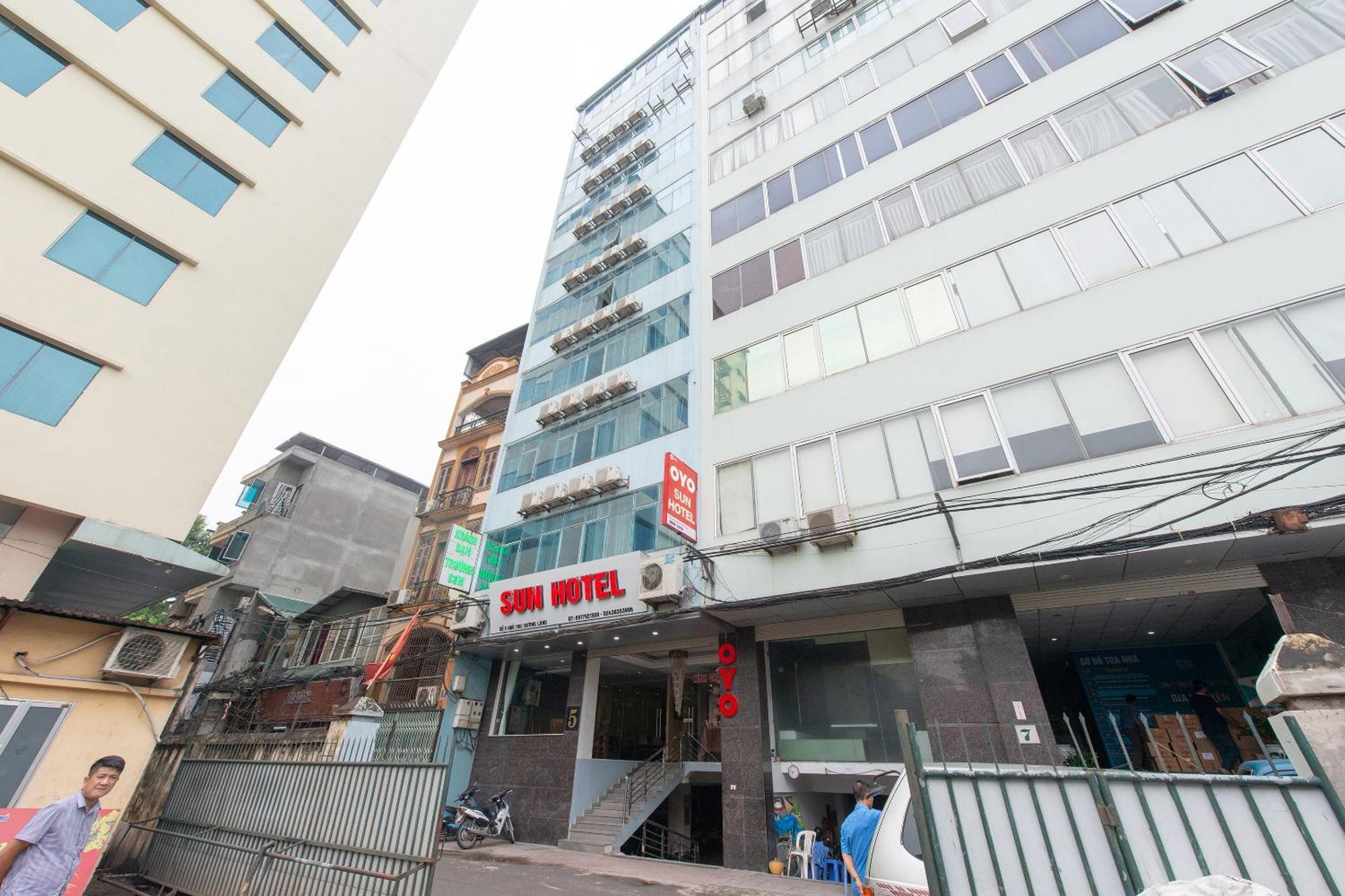 Capital O 417 Truong Son Hotel Hanoi Exterior photo