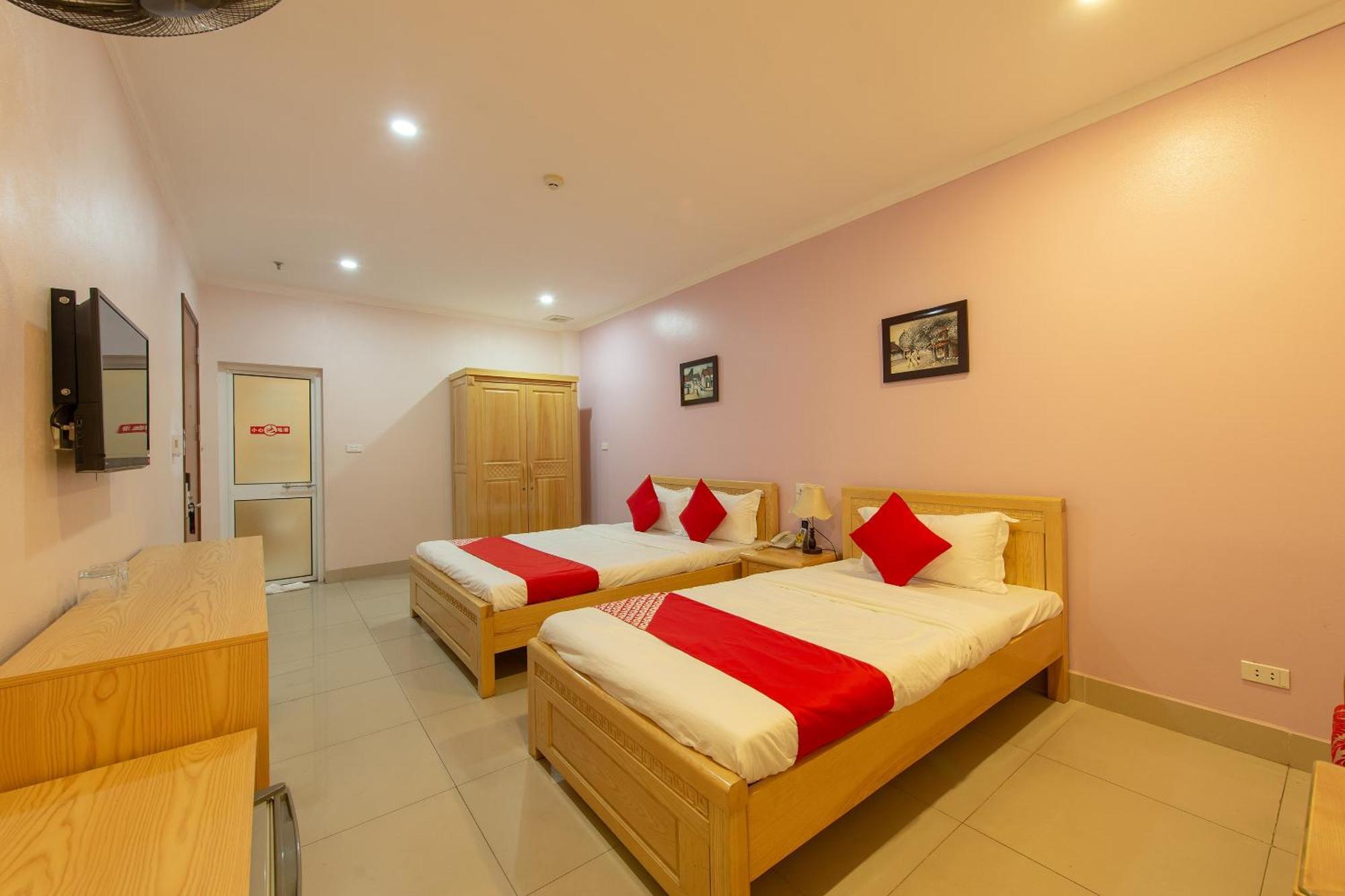 Capital O 417 Truong Son Hotel Hanoi Exterior photo